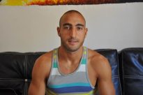 بالفيديو: لقاء مع الشاب اليافي عامر يتيم لاعب كرة القدم الشواطئ في فريق كفر قاسم 